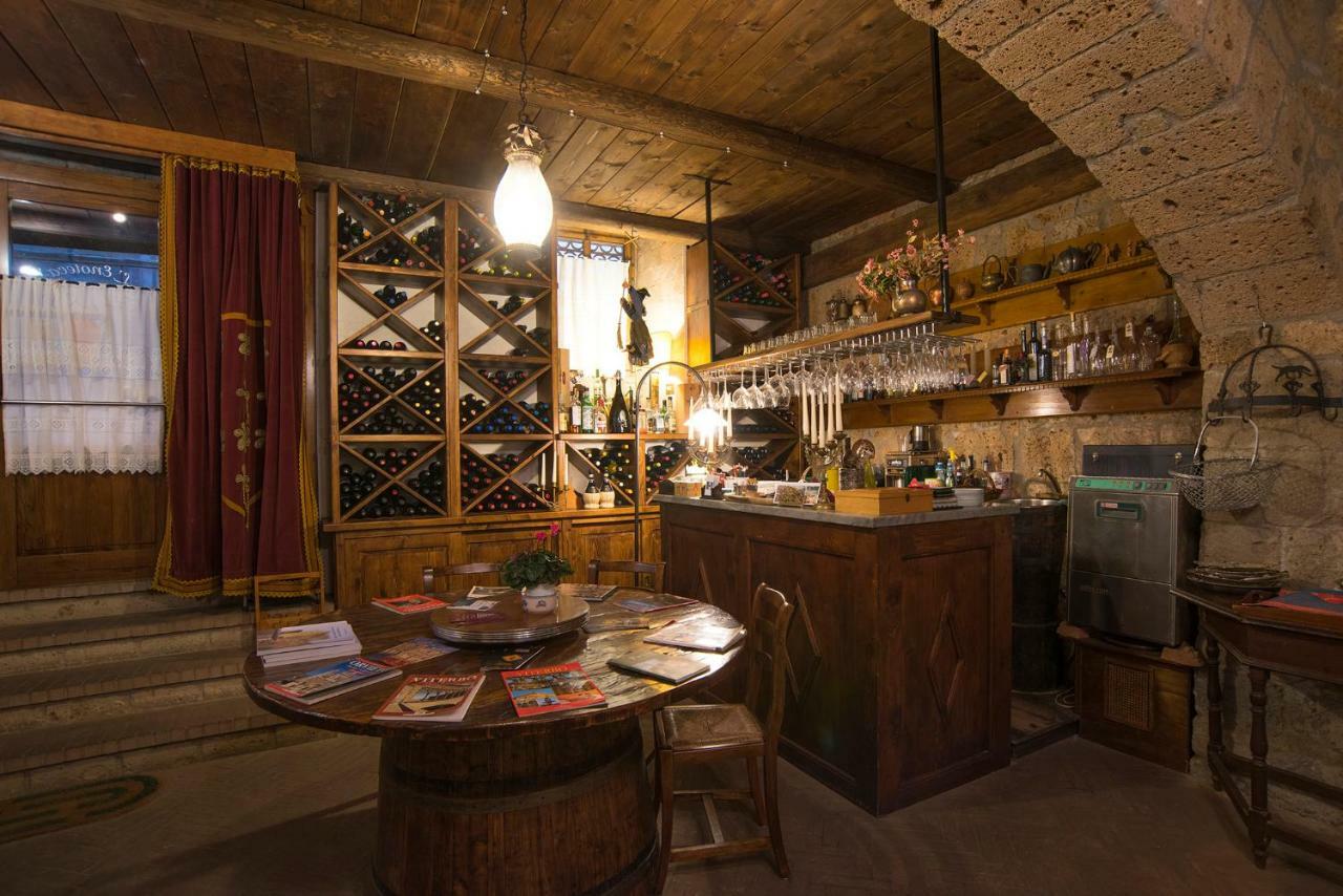 Castello Di Proceno Albergo Diffuso In Dimora D'Epoca Eksteriør billede