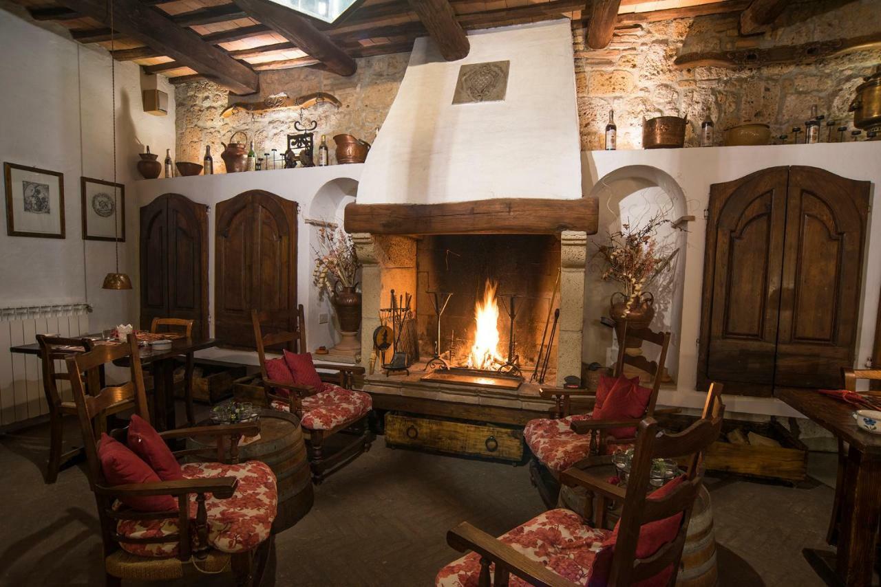Castello Di Proceno Albergo Diffuso In Dimora D'Epoca Eksteriør billede