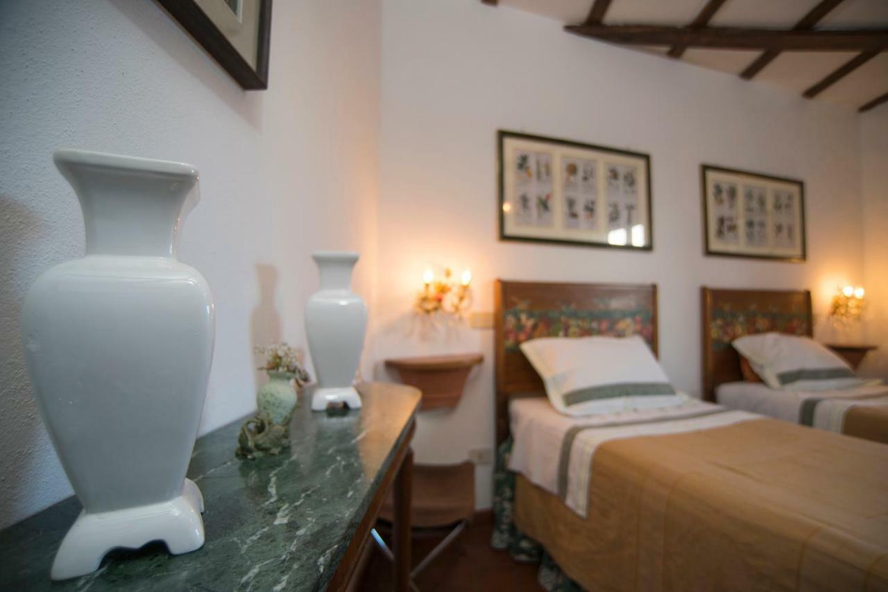 Castello Di Proceno Albergo Diffuso In Dimora D'Epoca Eksteriør billede
